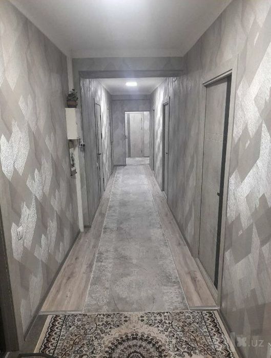 Olmazor tumani 4 mavzeda 4 xonali dom sotiladi