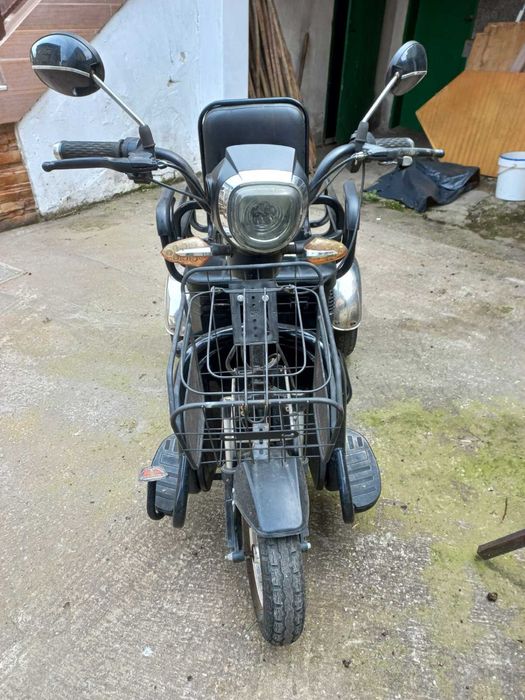 Електрическа триколка