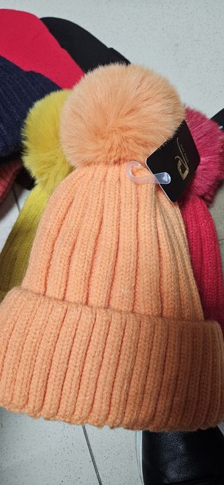 Шапки оптом по 1500 все новые