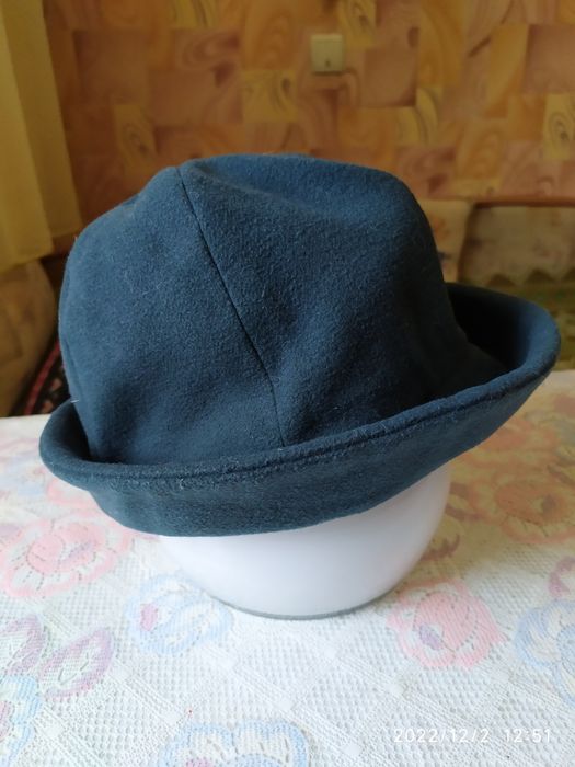 Береты. Любой 1000.