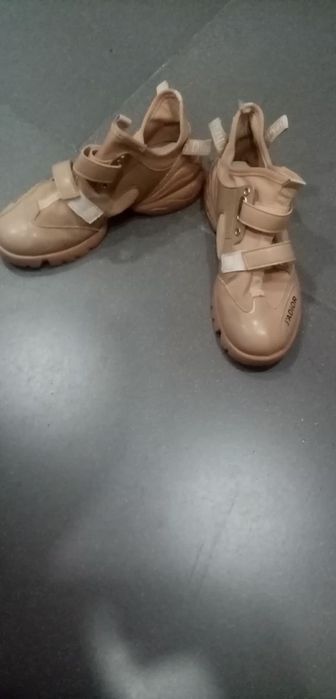 Обувь женская. Раз. 38