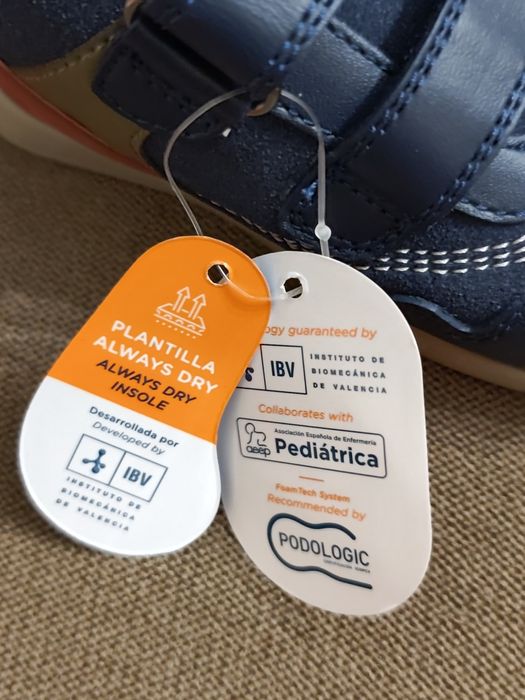 Обувки biomecanica 21