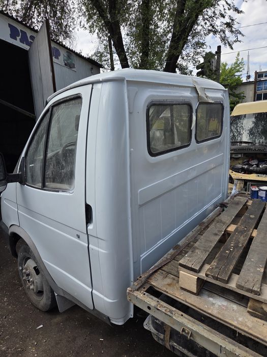 Продам кабину газель