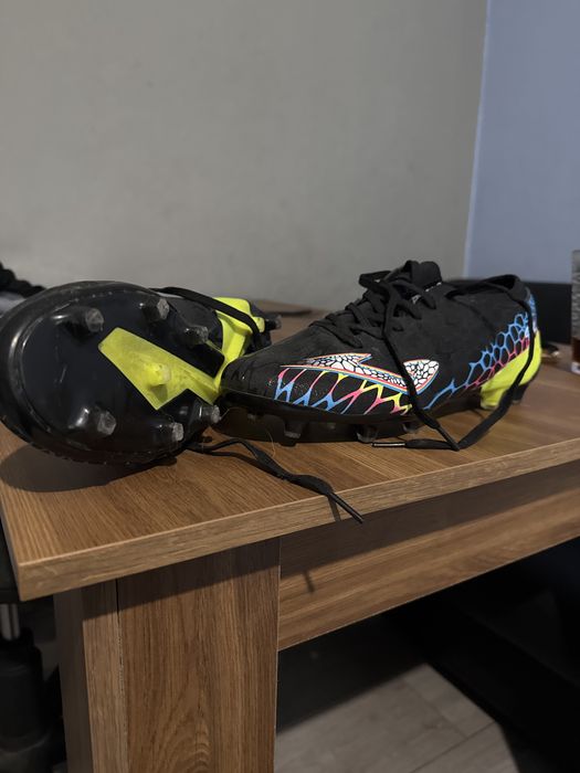 Бутонки с нисък шип