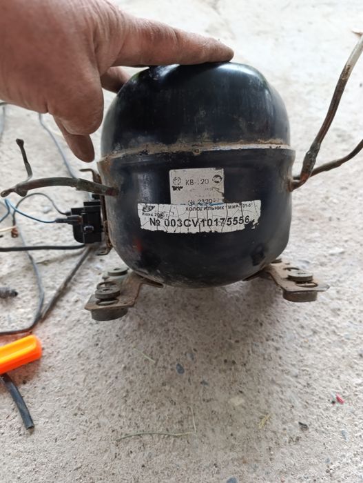 Продам срочно нужны деньги мото́р отхолоди́льника