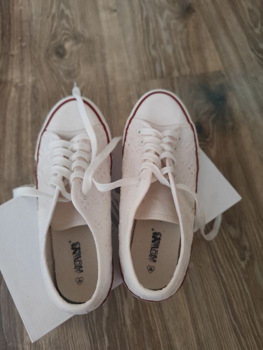 Дамски кецове  Hayles