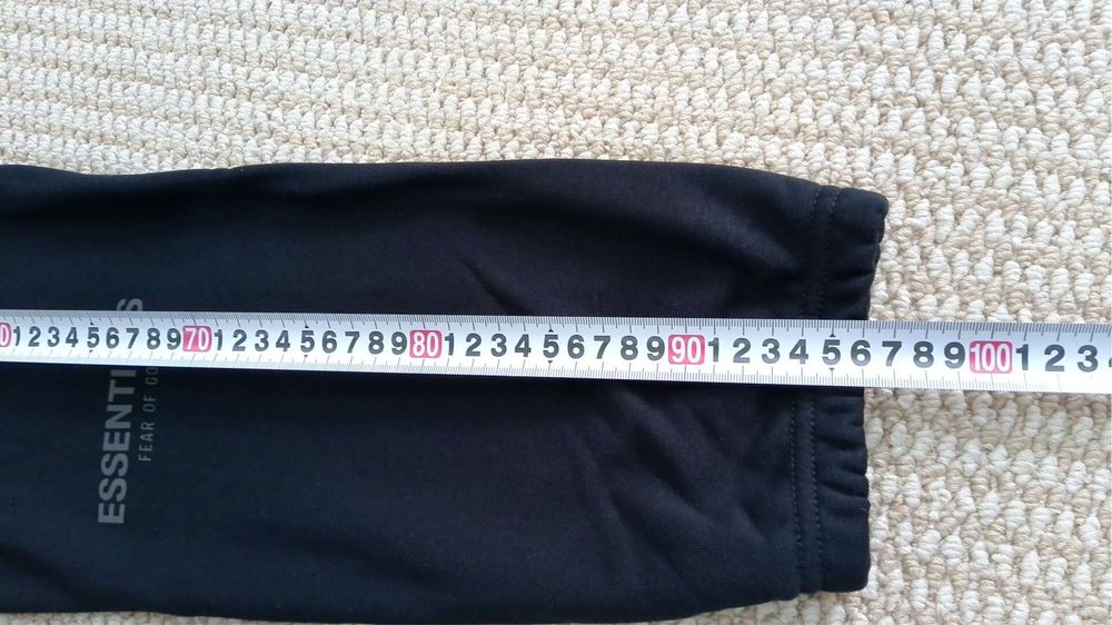 pantaloni essentials S fit M