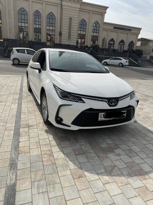 Toyota Corolla 1.2 turbo 2023 yil
