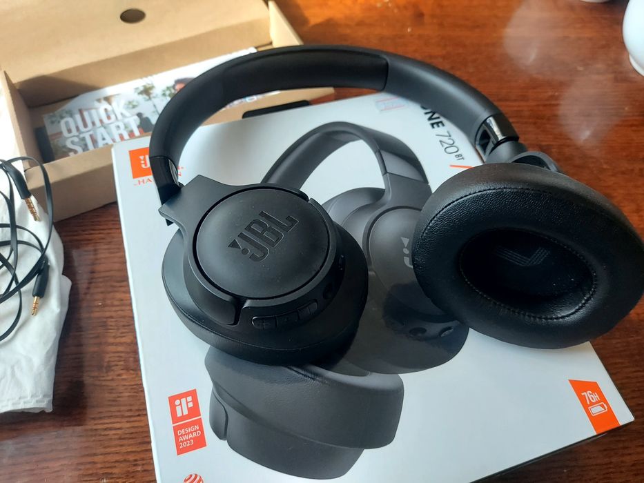 Наушники JBL Tune 720BT черный