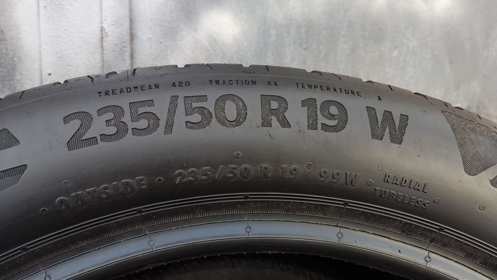 2бр. летни гуми 235/50/19 Continental Eco Contact 6