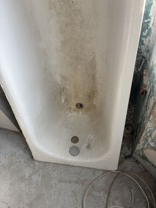 Продам ванну есть торг срочнаа