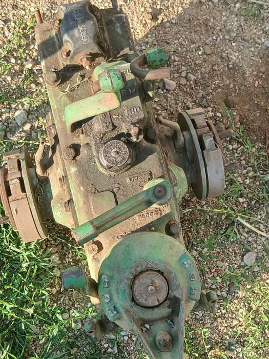 Vand 2 cutii de viteze motocultor bertolini