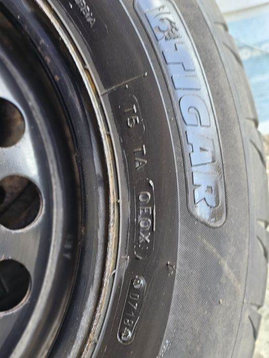 4бр Летни гуми 195 65 15 с джанти за VW 5 112x 15 пелфектни