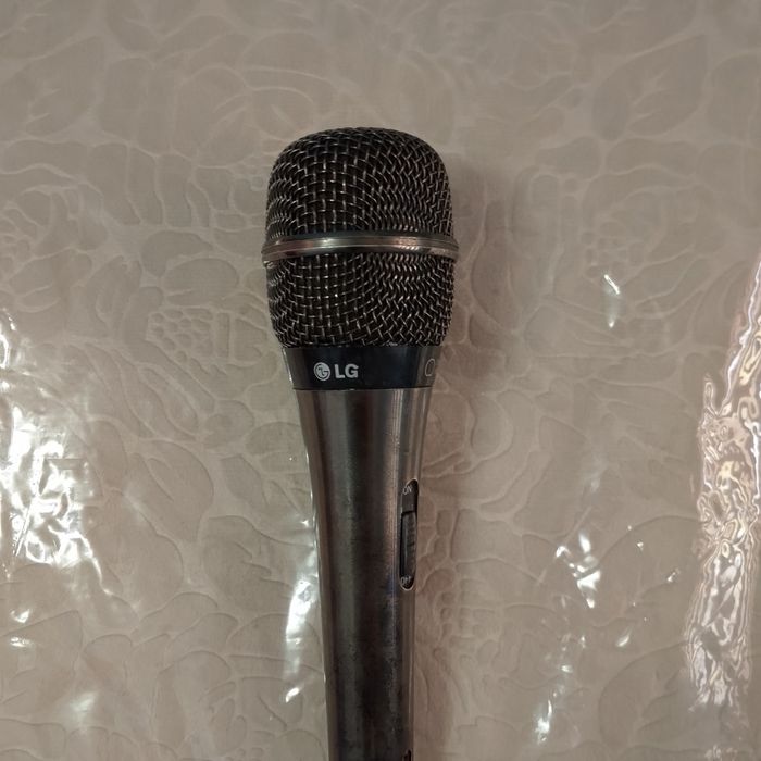LG orginal saund bar sotiladi