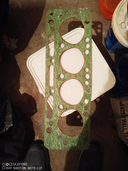 Гарнитури за Уаз 2 броя