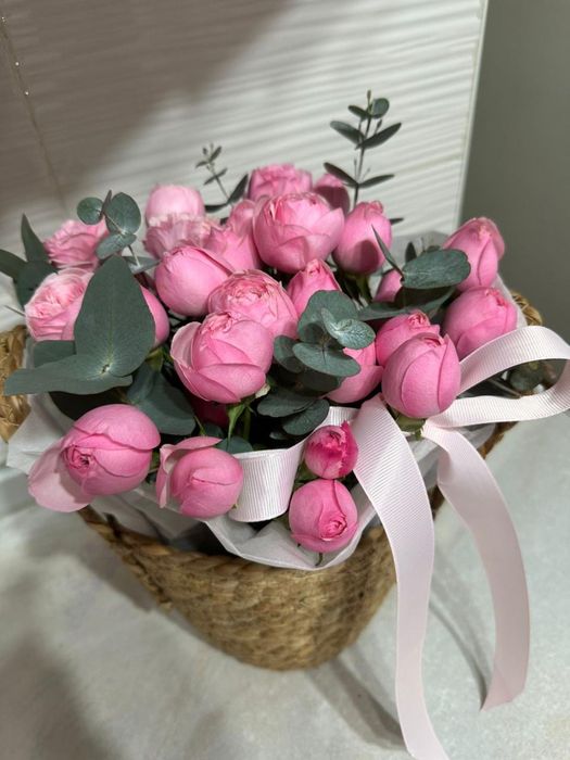 Свежие цветы продается