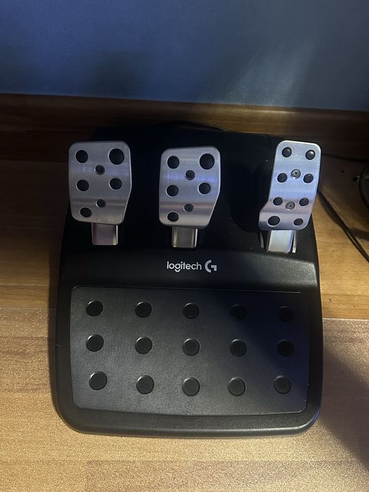 Volan Logitech g29
