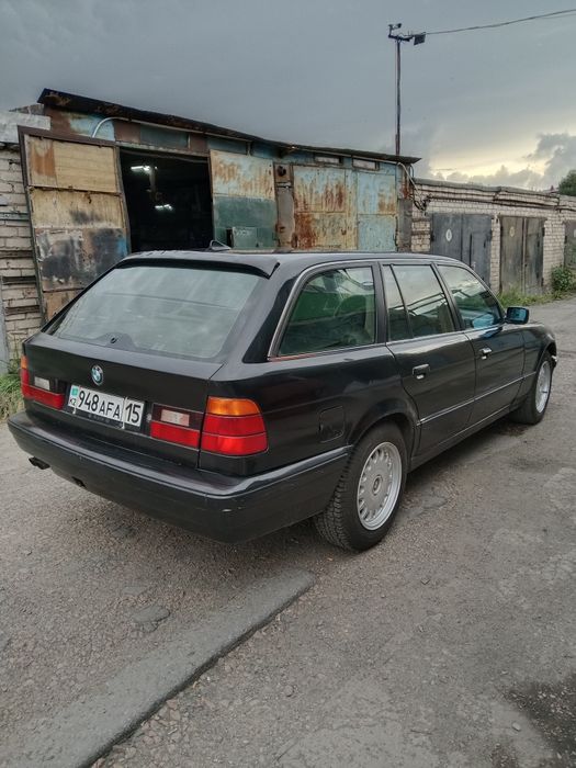 Продам авто BMW универсал