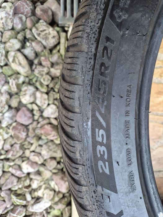 Vând cauciucuri 235/45/21 M+S 2buc//Hannkok// dot 2022 imp Germania