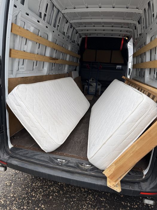 Saltele de o persoana.