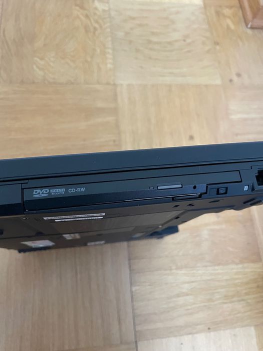 Lenovo Thinkpad T500 дефектен