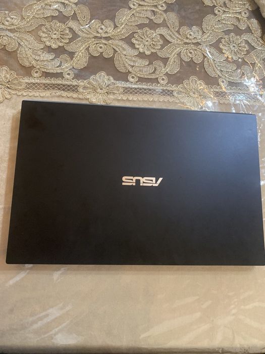 Новый Asus laptop продается