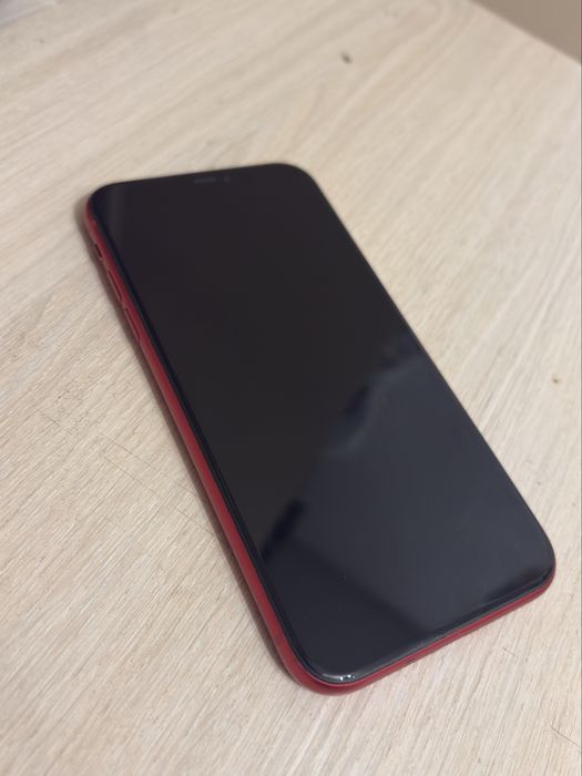 iPhone 11 red 128gb