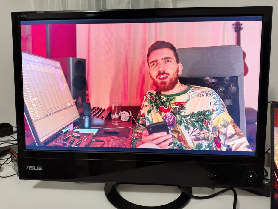 Monitor Full HD 60 cm