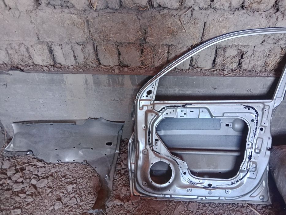 Hunday tukson 2006 yil eshik krilo