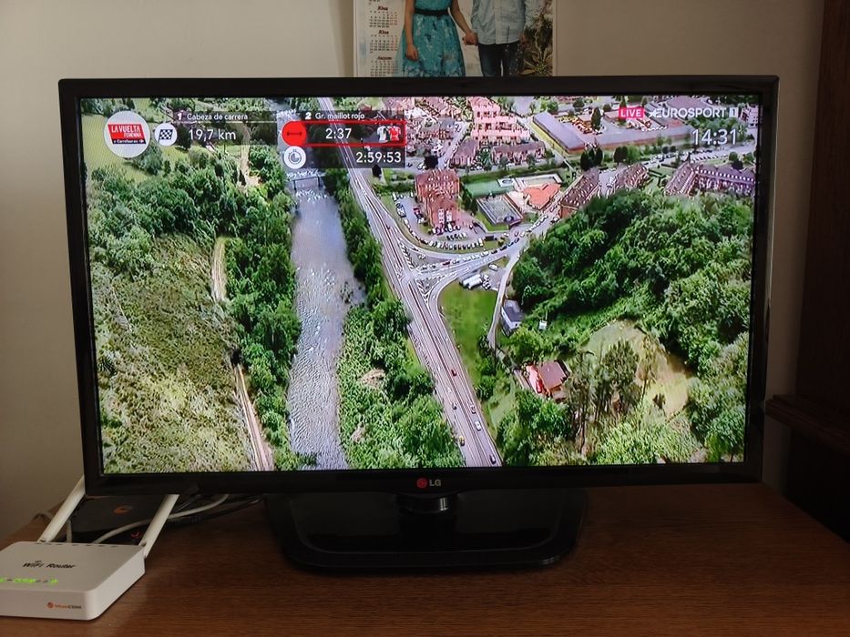Продавам телевизор LG 32LN540B 32 инча, HD резолюция