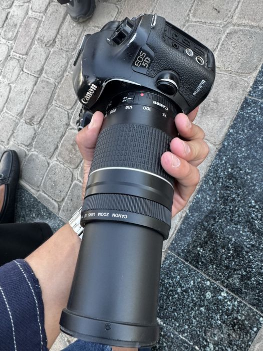 Canon mark3 5d 75/300obyektiv bn