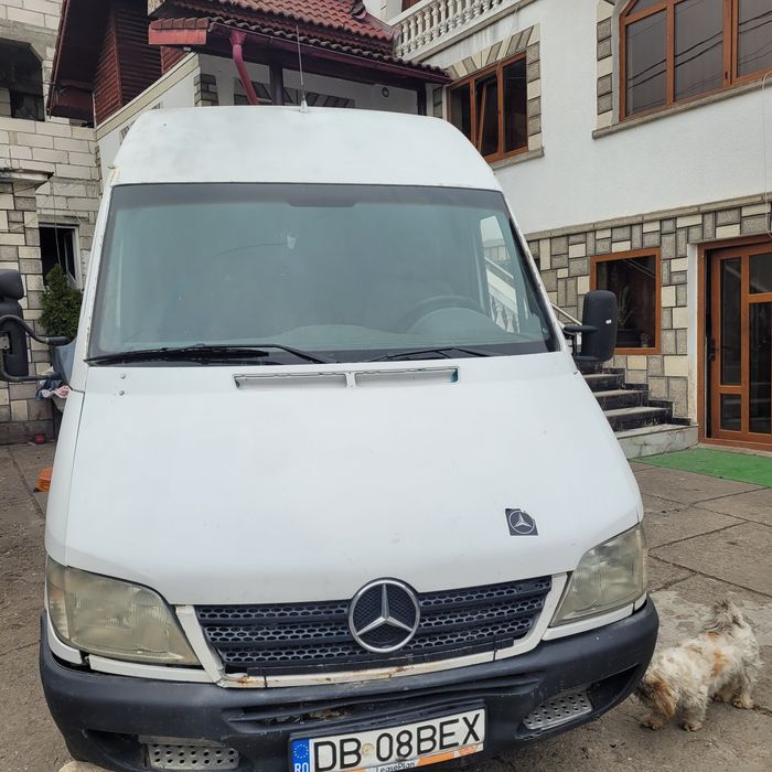 Propietar vand sprinter 413 axa dubla
