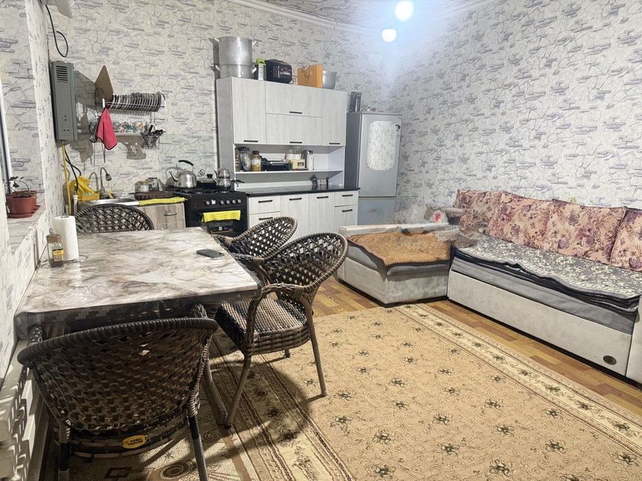 Янгихаётский район 3 комнаты