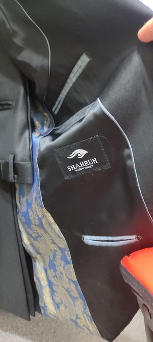 Костюмы мужские  продам