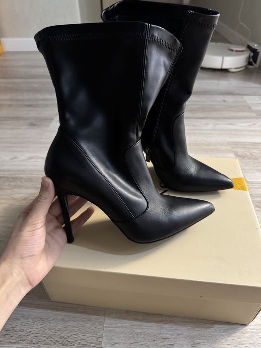 Продам новые  полусапожки