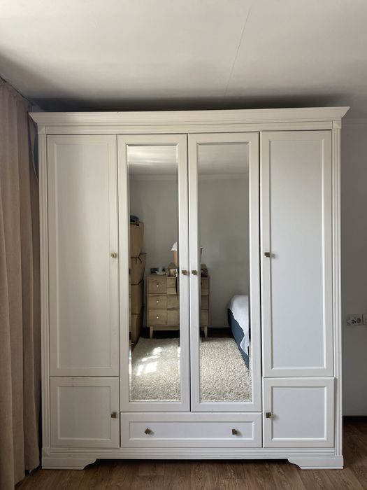 Продам шкаф в хорошем состоянии