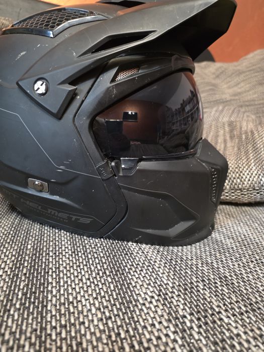 Casca MThelmets streetfighter