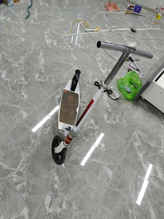 Продам самокат б/у
