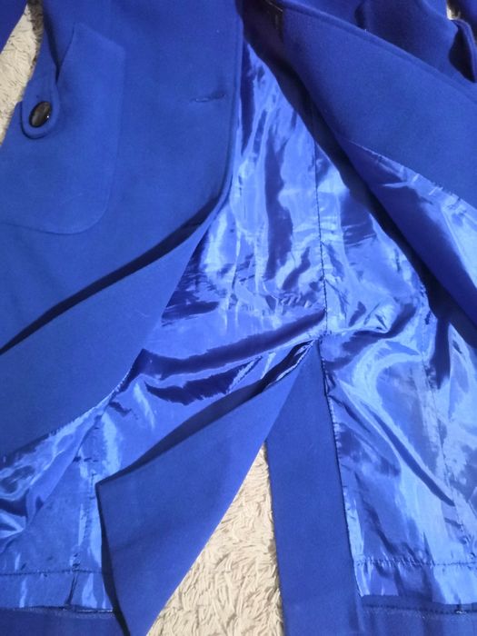 Продам стильное пальто.