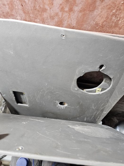 Срочно продам обшивка для дамас Damas полный комплект.