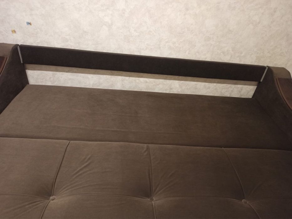 Раздвижной диван в отличном состоянии