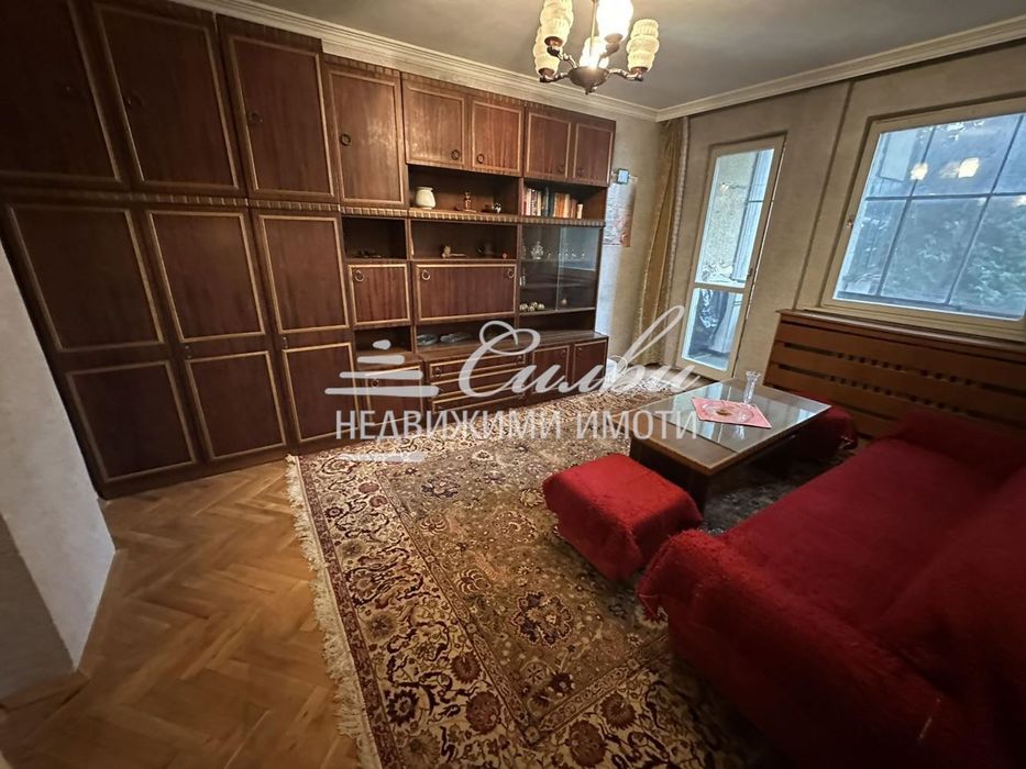 ЧЕТИРИСТАЕН ТУХЛЕН апартамент ИДЕАЛНИЯ ЦЕНТЪР на гр. Търговище !