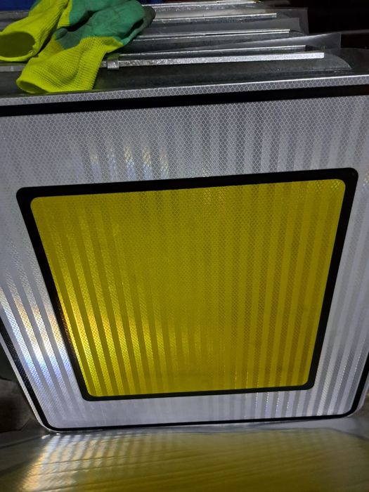 Светодиодные дорожные знаки