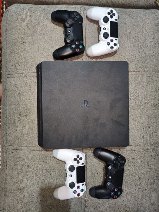 PlayStation 4 prakat
