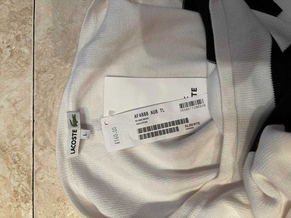 Дамска блуза на Lacoste нова