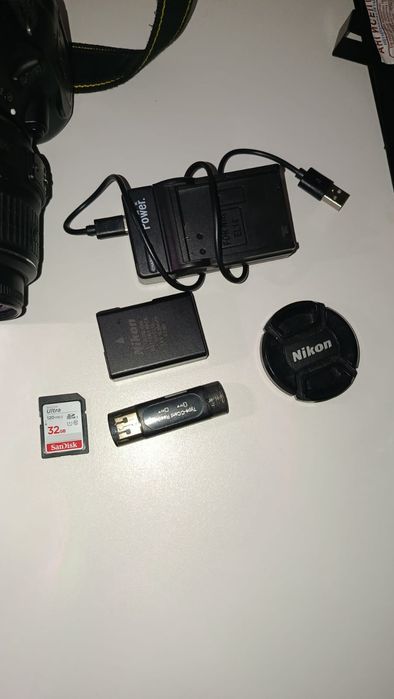 Продам фотоаппарат Nikon D5100 kit