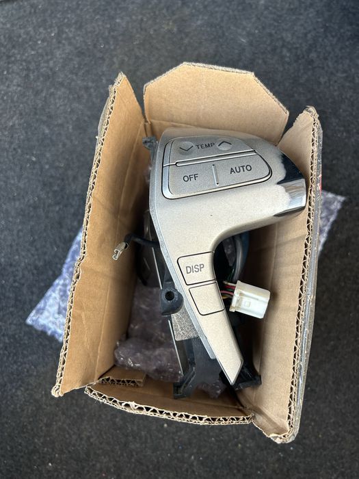 Кнопки руля от камри 40