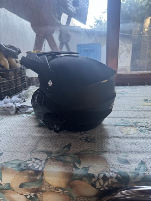 Vand casca Motocross full face neagra noua