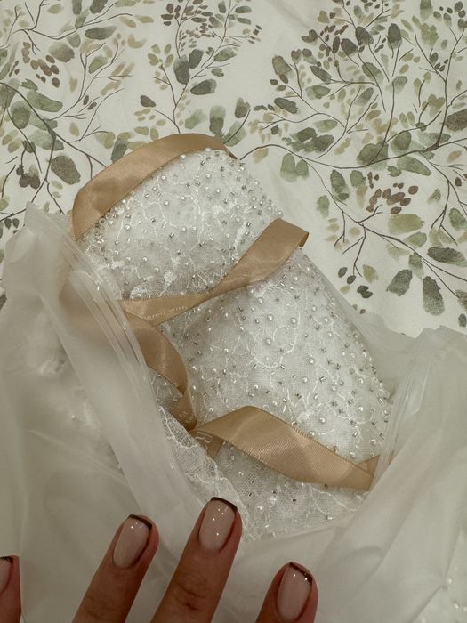 Бяла мини рокля Meshki *ЧИСТО НОВА*