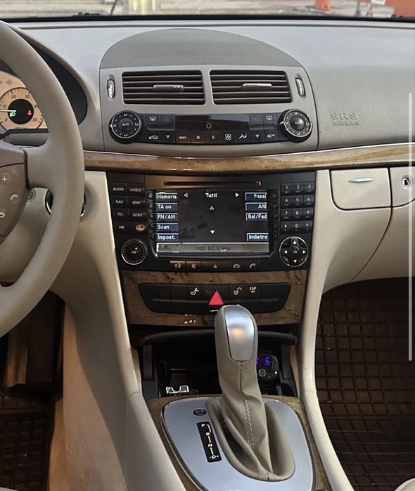 Монтаж на андроид мултимедии, камери и DVR